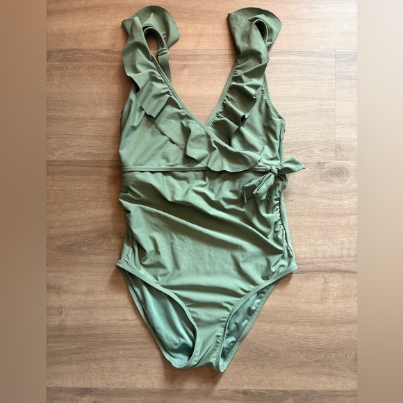 Kindred Bravely Other - Kindred Bravely Maternity Ruched Ruffle Wrap-Suit